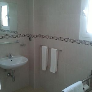 Habitación con 2 Camas Individuales
